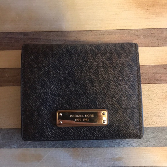 Michael Kors Handbags - Michael Kors Wallet